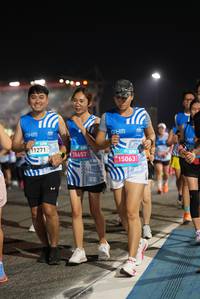 BIB: 112711, 156571, 15063
                            <button type="button" onclick="openModal(22975209)" class="btn btn-primary btn-sm float-right btn-popup" data-toggle="modal" data-target=".modal-high-quality">
                        <i class="fas fa-shopping-cart"></i> Add to Cart
                    </button>
                                            <button type="button" onclick="isThisMe(22975209, true)" class="btn btn-success btn-sm float-right btn-popup btn-isme hidden" data-toggle="tooltip" data-placement="bottom" title="นี่คือรูปของคุณใช่ไหม คลิกที่นี่เพื่อเอาเข้าอัลบั้ม">
                        <i class="fas fa-plus"></i> Add to album
                    </button>
                    <button type="button" onclick="isThisMe(22975209, false)" class="btn btn-warning btn-sm float-right btn-popup btn-isnotme hidden">
                        <i class="fas fa-ban"></i> Remove from album
                    </button>